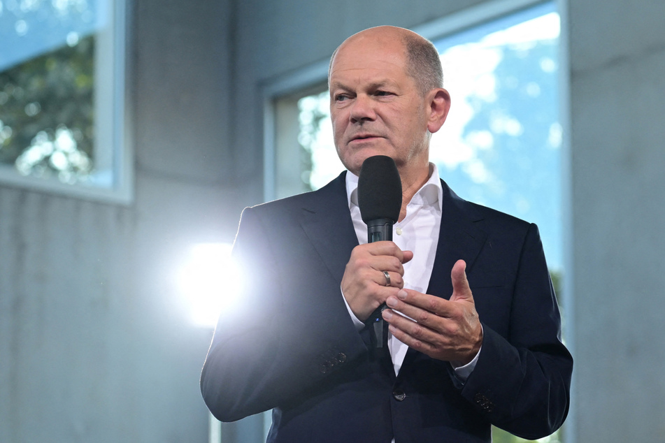 Bundeskanzler Olaf Scholz (64, SPD)