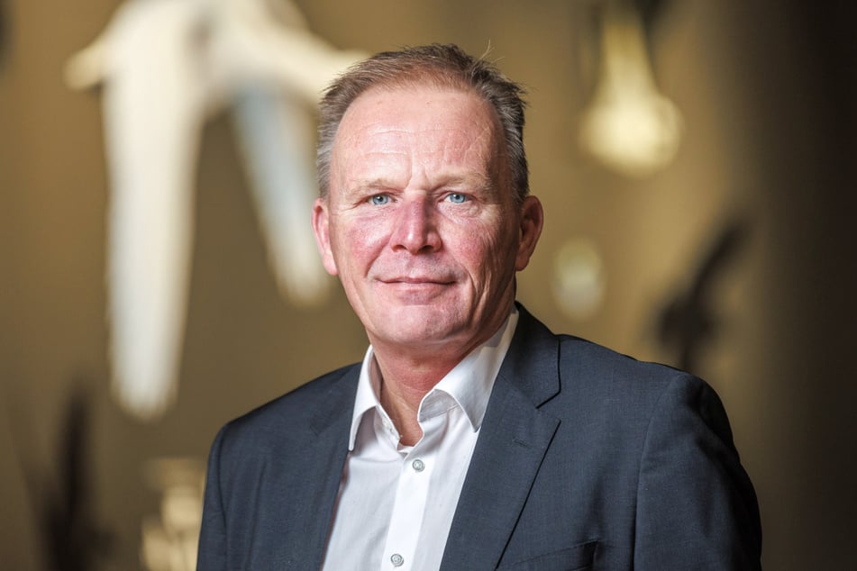 Ein traditionelles Weihnachtsfest verbringt Dresdens Zoodirektor Karl Heinz Ukena (55).