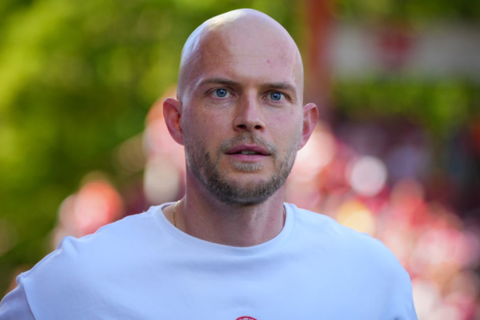 Trainer René Wagner (38) freut sich "unheimlich" über die Rückkehr von Ellyes Skhiri (31) zum 1. FC Köln.