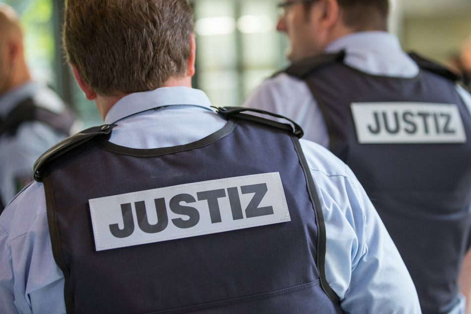 Die Staatsanwaltschaft Anklage gegen eine 14-Jährige erhoben. (Symbolbild)