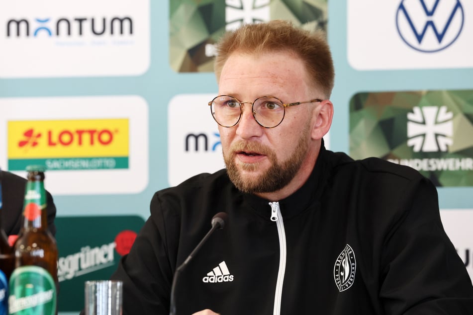 SFV-Pressesprecher Alexander Rabe rechtfertigte die Schiri-Entscheidung.