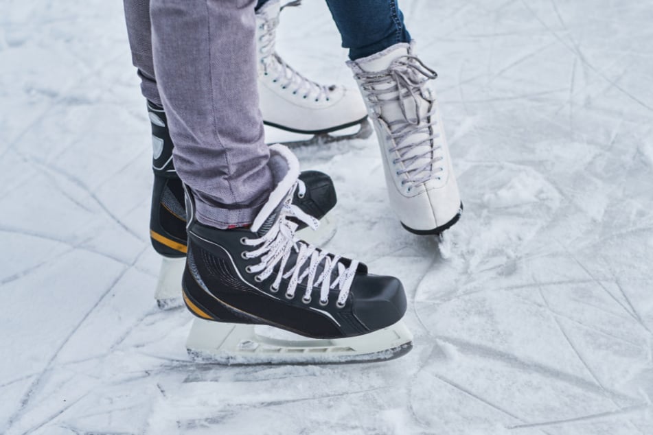 Vor dem Schloss Glauchau könnt Ihr an Heiligabend ebenfalls Schlittschuh laufen. (Symbolbild)