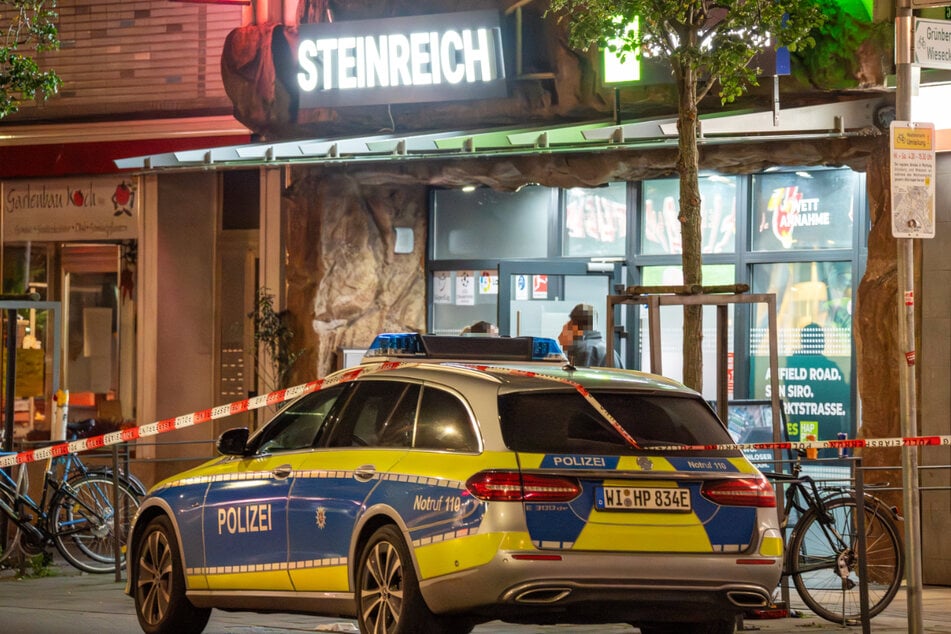 Das Wettbüro "Steinreich" in Gießen wurde am Samstag zum Tatort einer blutigen Attacke: Drei Männer wurden niedergeschossen!