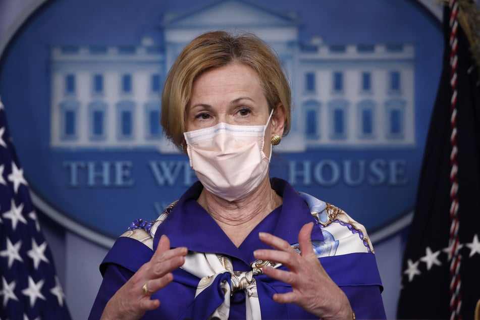 Trumps Beraterin Deborah Birx spricht von einer außerordentlich weiten Verbreitung des Coronavirus in den USA.
