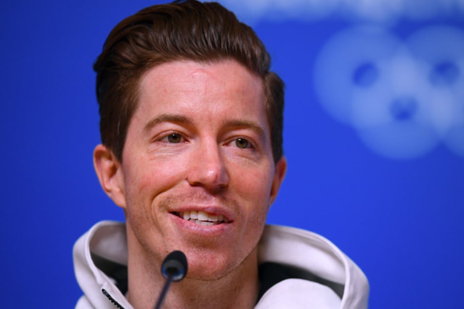 Snowboarder Shaun White (34) aus den USA bei einer Pressekonferenz.