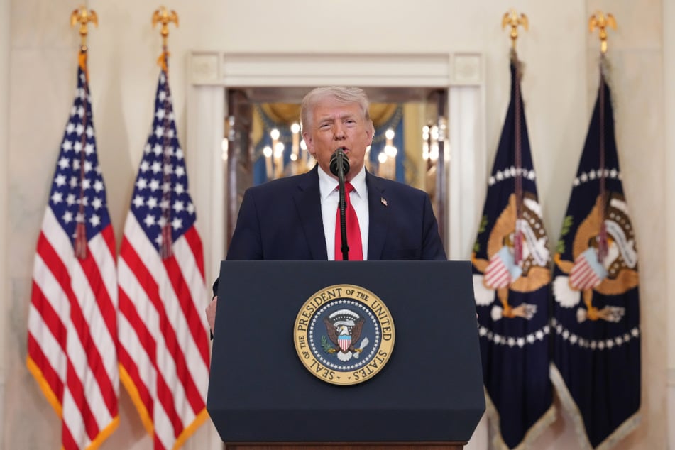 US-Präsident Donald Trump (79) hat für die nächsten zwei bis drei Wochen schwere Angriffe der US-Armee auf den Iran angekündigt.