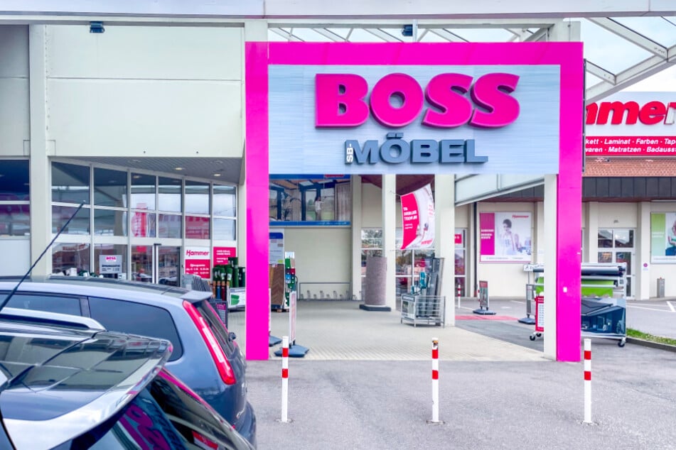 SB-Möbel Boss Dresden-Gompitz