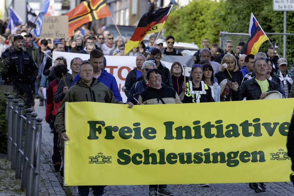 Wegen ihm eskalierte es zuletzt: Rechter Liedermacher spricht erneut bei Protesten in Südthüringen