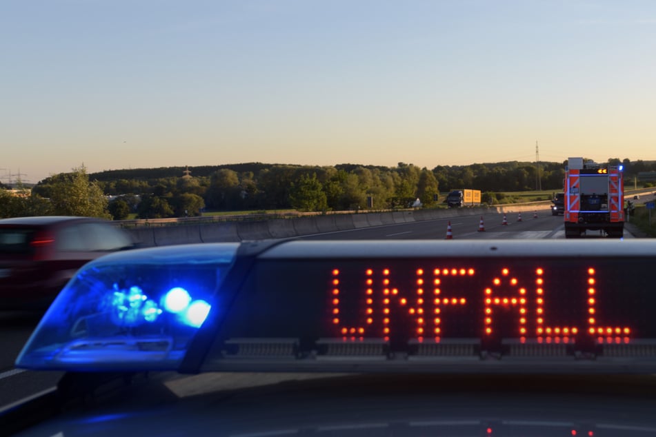 Nach Frontalcrash: Verursacher flieht und lässt Schwerverletzten zurück