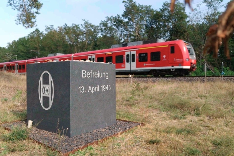 An der Stelle der Befreiung steht heute ein Denkmal für die einstigen KZ-Häftlinge.