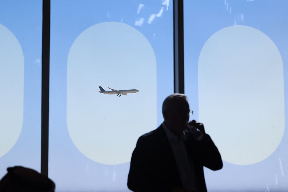 Concerns over flight delays and missed paychecks due to the US government shutdown escalated on Wednesday, as senators rejected yet another bid to end the standoff.