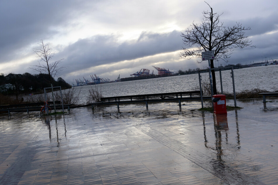 Hamburg nach dem schweren Sturm "Zeynep".
