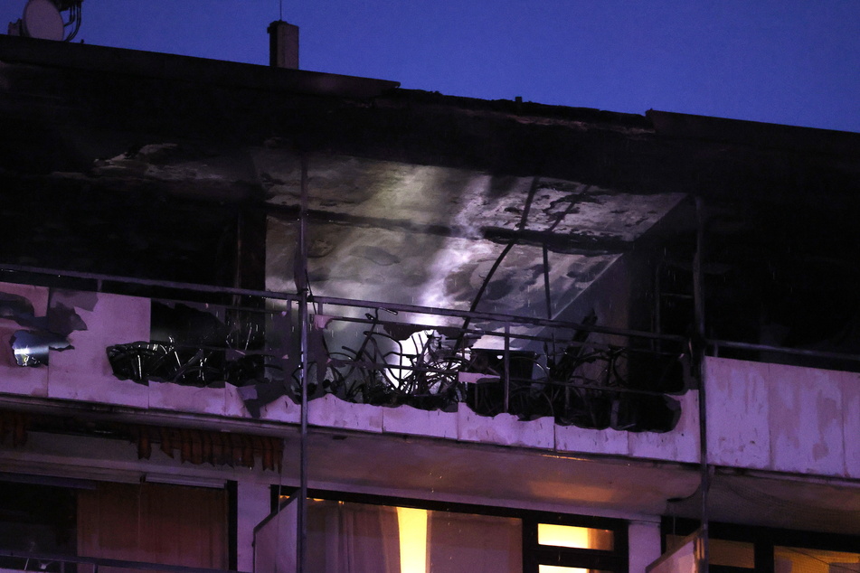 In Krefeld ist in einem Hochhaus ein Brand ausgebrochen.