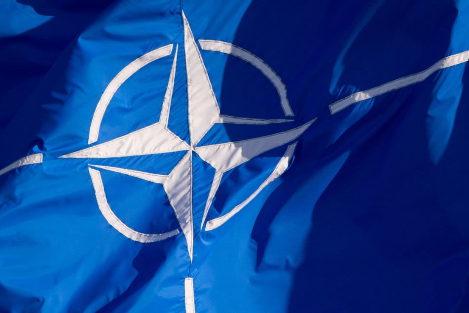Die Nato hat eine Warnung Russlands offiziell zurückgewiesen.