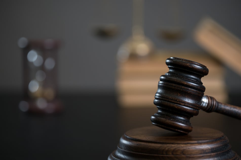 Alexander Escher (40, AfD) wurde vom Gericht zu einer Geldstrafe von 60 Tagessätzen á 60 Euro verurteilt. (Symbolbild)