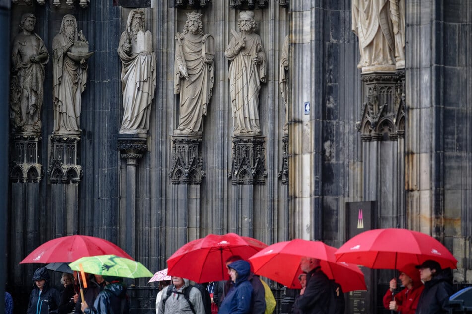 Der Herbst lässt grüßen: So ungemütlich wird das Wetter in Köln