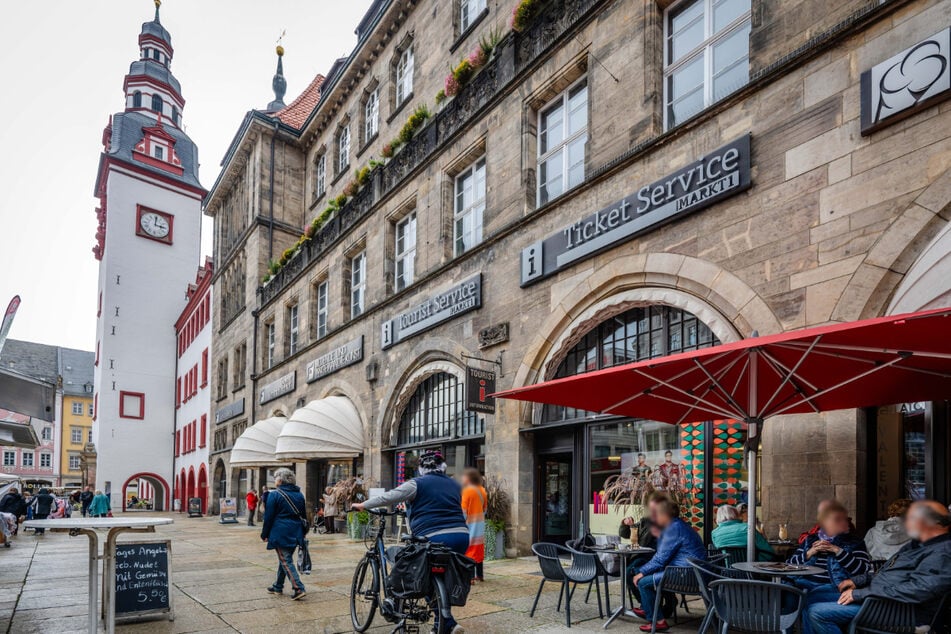 Umzug oder bleiben? Das Rätselraten um den Standort der Tourist-Info geht weiter.