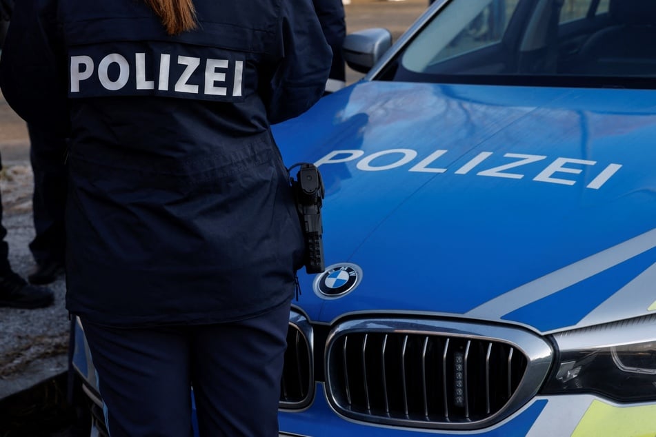 Die Polizei stellte bei dem Fahrer einen Atemalkoholwert von fast zwei Promille fest. (Symbolfoto)