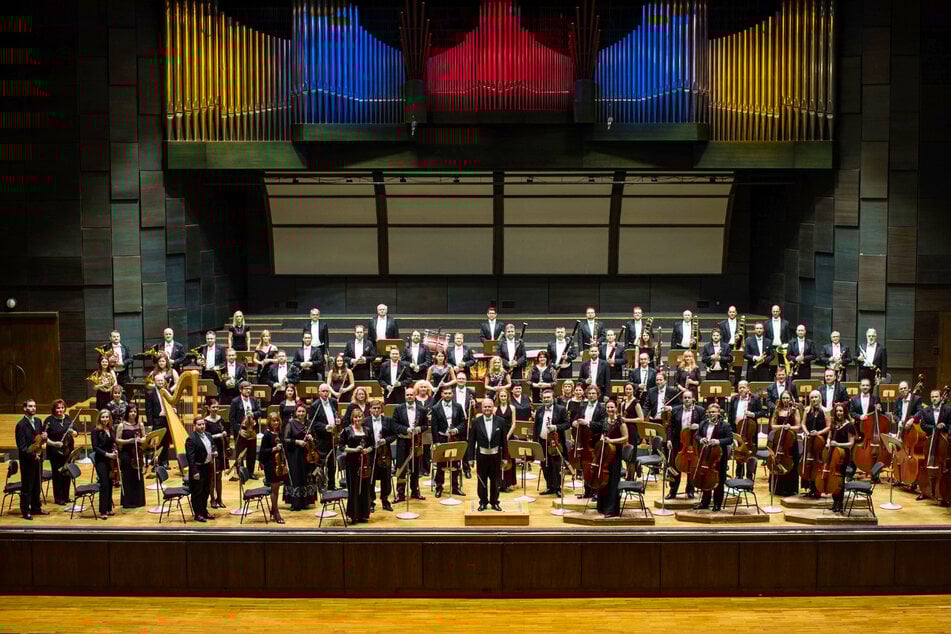 Die Nordböhmische Philharmonie Teplice mit großem Orchester, voller Emotion und Gänsehaut-Garantie.