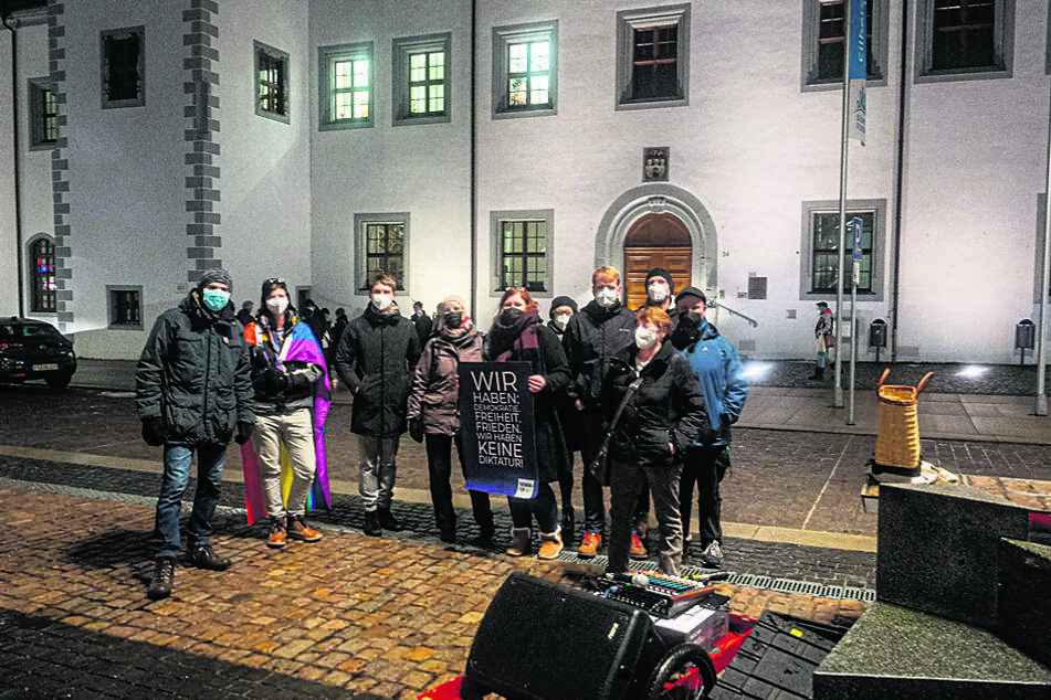 In Freiberg gab es kleine Gegenkundgebungen gegen die aggressive Demo.