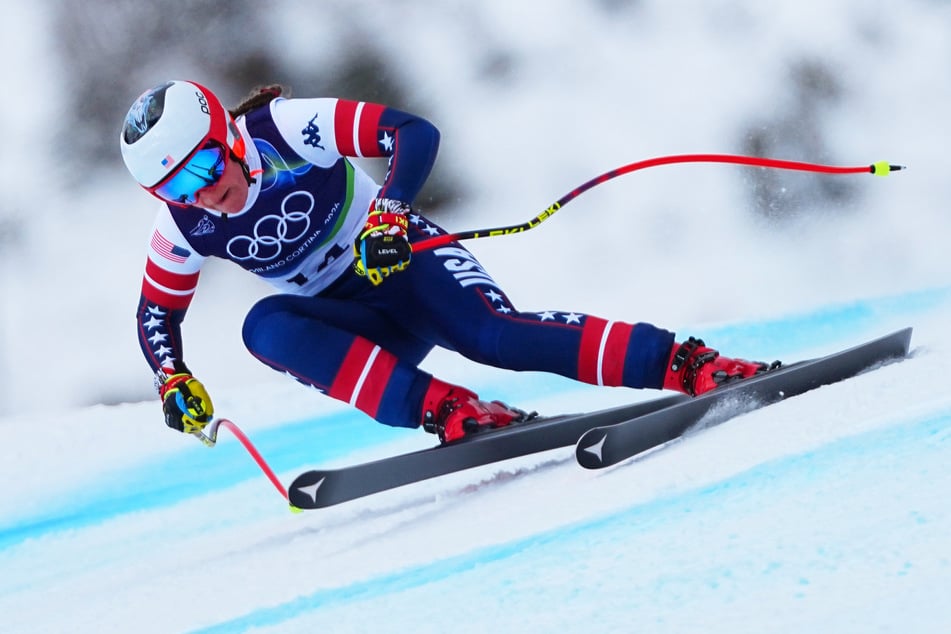 Zog sich beim Sturz wohl keine Verletzungen zu: US-Ski-Star Breezy Johnson (30).