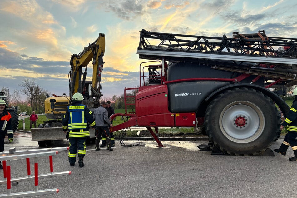 Mehrere Feuerwehren aus dem Umkreis waren im Einsatz.