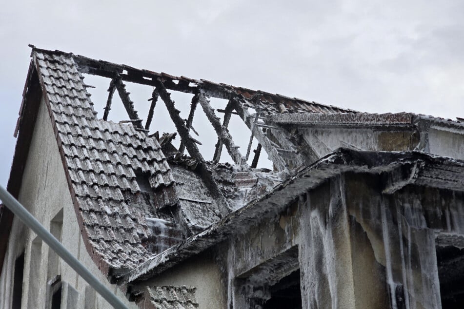 Ein Ehepaar aus Sachsen steht nach einem verheerenden Brand vor dem Nichts.