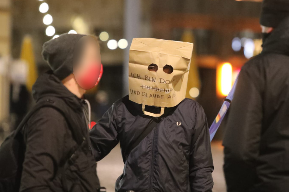 Die Gegendemonstration wurde aus dem linken Spektrum angemeldet.