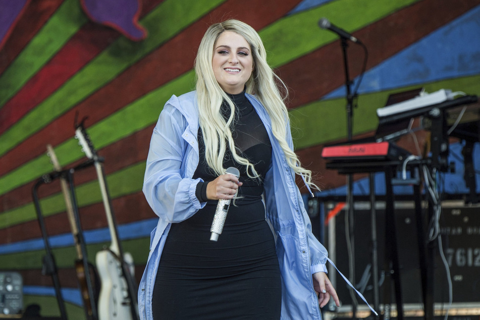 Riesen-Freude bei Sängerin Meghan Trainor (28)! Sie und ihr Schatz Daryl Sabara haben ihr erstes gemeinsames Kind bekommen.
