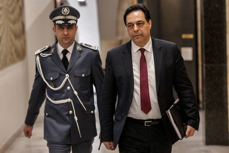 Hassan Diab, Ministerpräsident des Libanon, will seinem Kabinett nach der verheerenden Explosion in Beirut vorgezogene Neuwahlen vorschlagen.