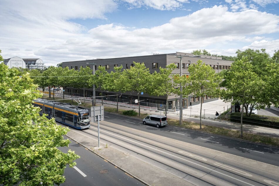 Die Schule am gleichnamigen Platz soll bald "Barnet-Licht-Schule" heißen.