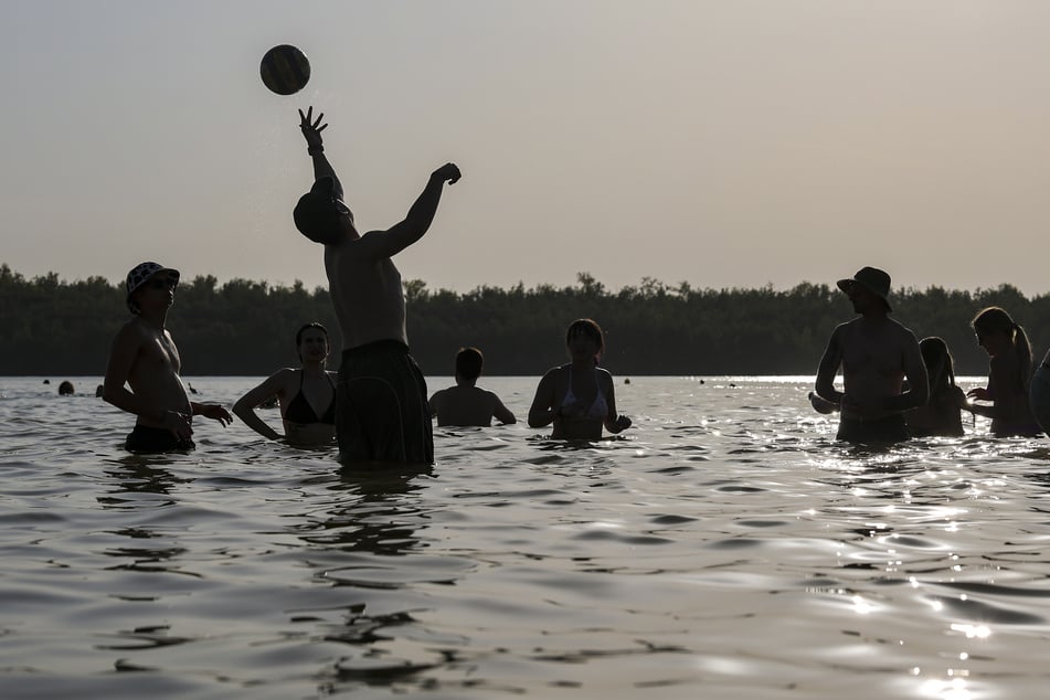 Der Störmthaler See ist bei Badegästen aus der Region beliebt. Auch das Highfield Festival wird dort jedes Jahr veranstaltet.