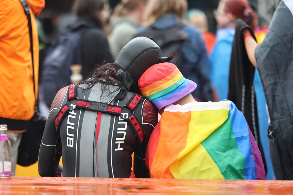 Die Menschen in Wernigerode feierten am Samstag den Christopher Street Day.