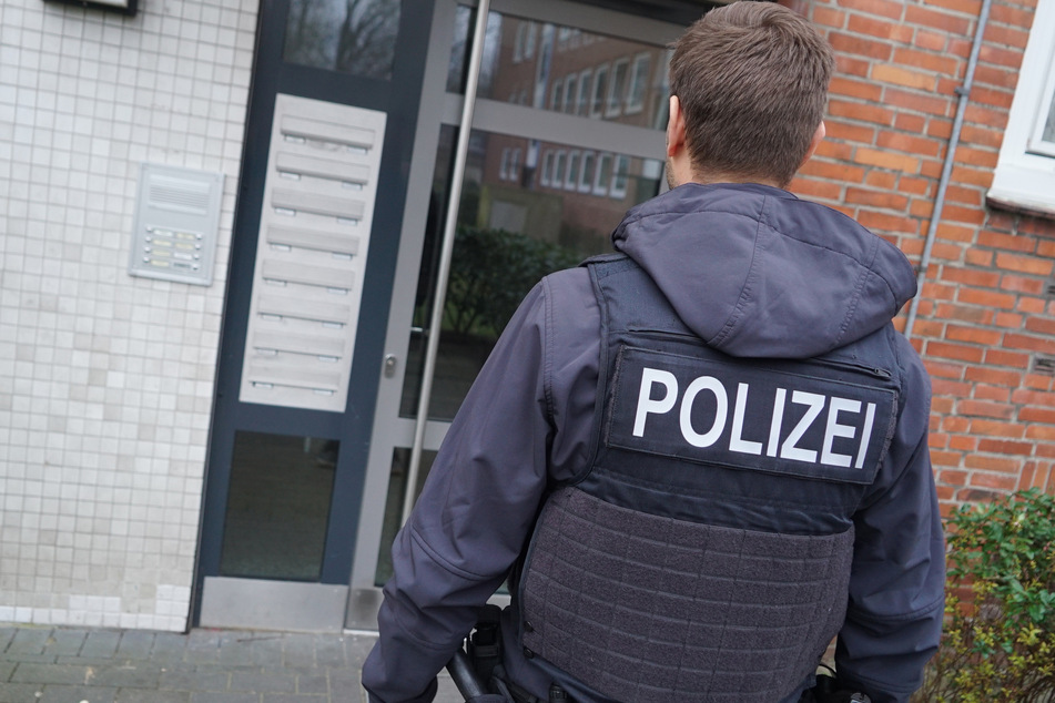 Die Polizei durchsuchte am gestrigen Freitag eine Wohnung in Berlin. (Symbolbild)