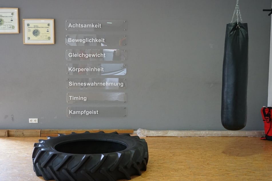 Die "Großen 7 Fähigkeiten" des WingTsun hängen in der EWTO-Schule in Norderstedt stets sichtbar an der Wand.