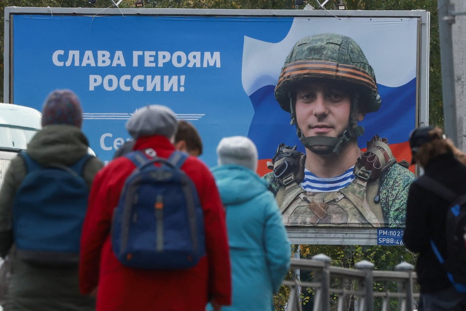 A billboard in St. Petersburg advertising the Russian armed forces.
