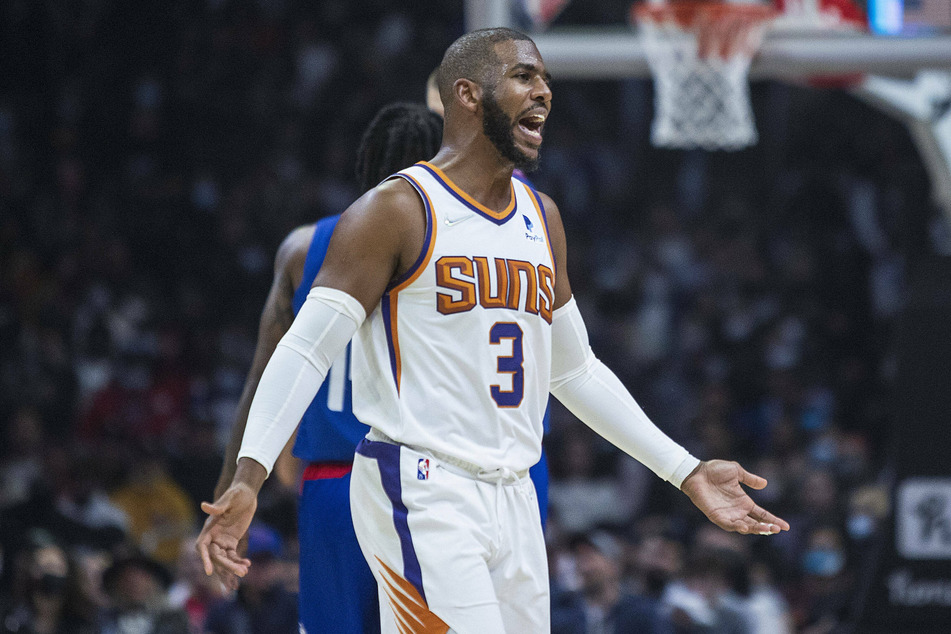 Phoenix Suns suffer blow as Chris Paul is out for weeks