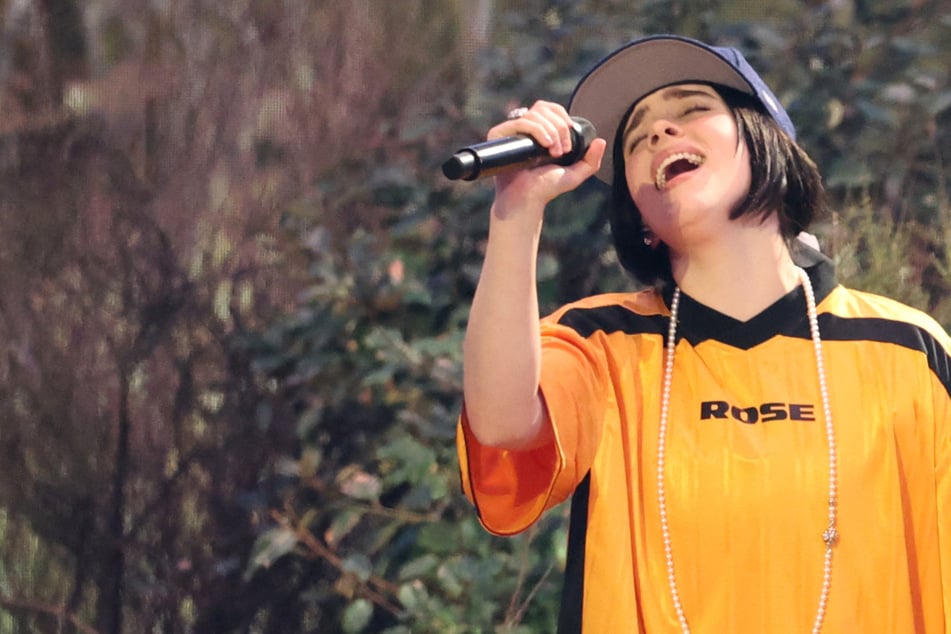 Billie Eilish extends HIT ME HARD AND SOFT tour with extra stops in New York, Texas, and more!
