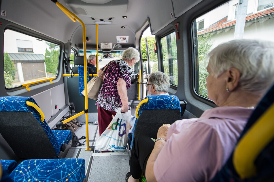 Für gesteigerte Mobilität: 3700 Bürgerbusfahrer in NRW unterwegs