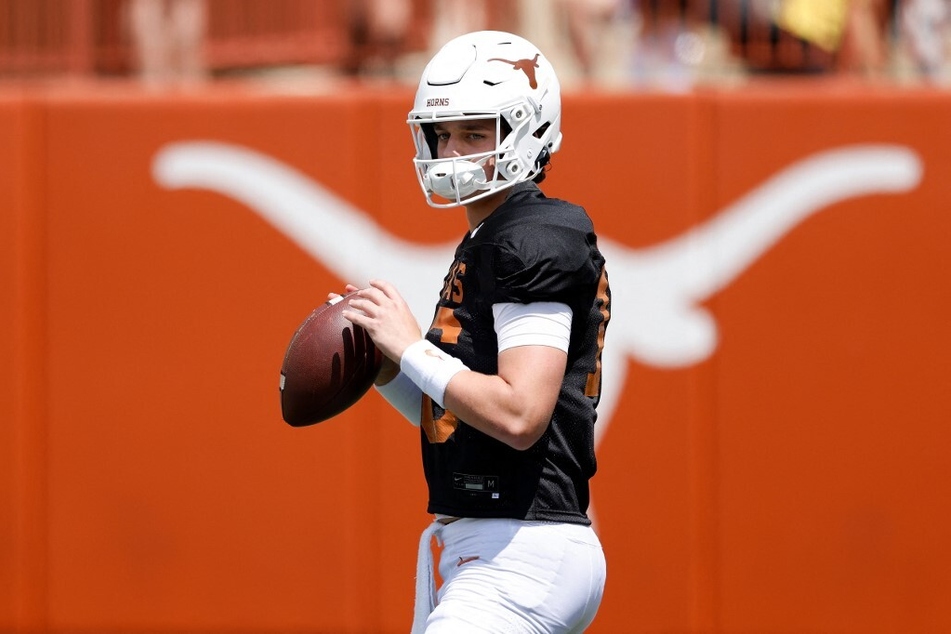 Arch Manning's first collegiate showing at the Longhorns' spring game has some college football fans concerned.