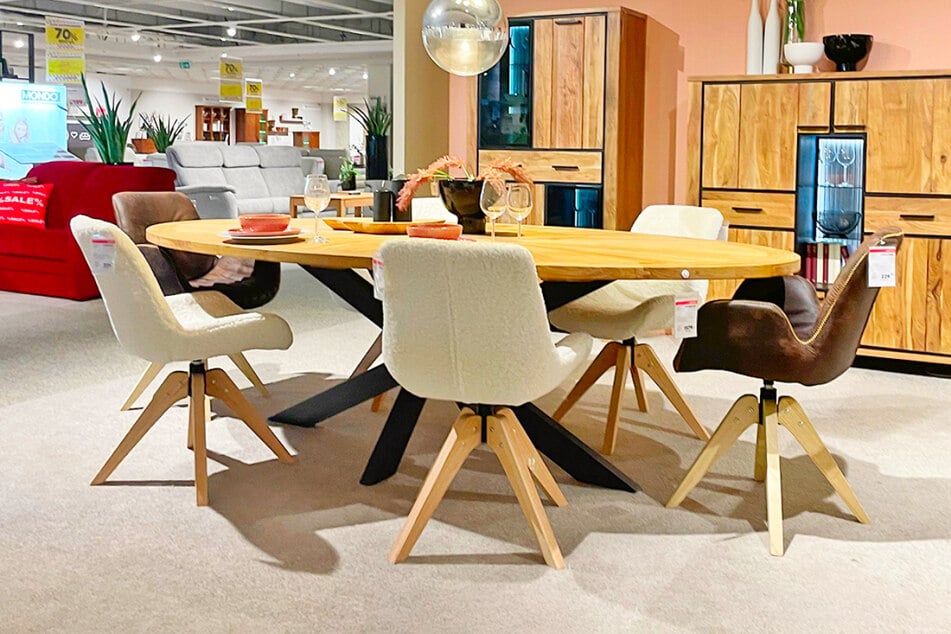 porta gibt hohe Rabatte auf Esstische, Sofas, Kinderzimmer-Möbel und mehr