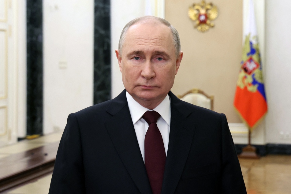 Eine Entlassung des Offiziers würde dem russischen Präsidenten Wladimir Putin (71) in die Karten spielen. Das will Pistorius vermeiden.