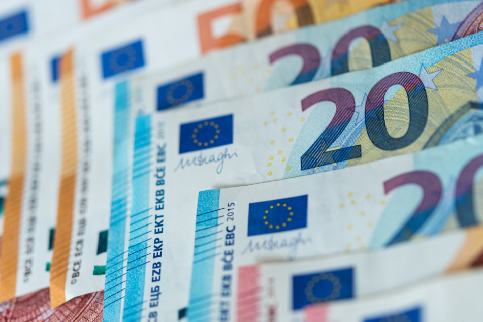 Das Corona-Sondervermögen der hessischen Landesregierung hat ein Volumen von fast 1,2 Milliarden Euro (Symbolbild).