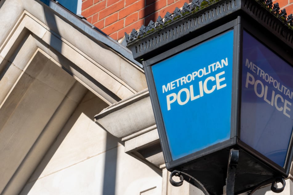 Ein Beamter der britischen Metropolitan Police wurde wegen des Verdachts der Vergewaltigung festgenommen. (Symbolbild)