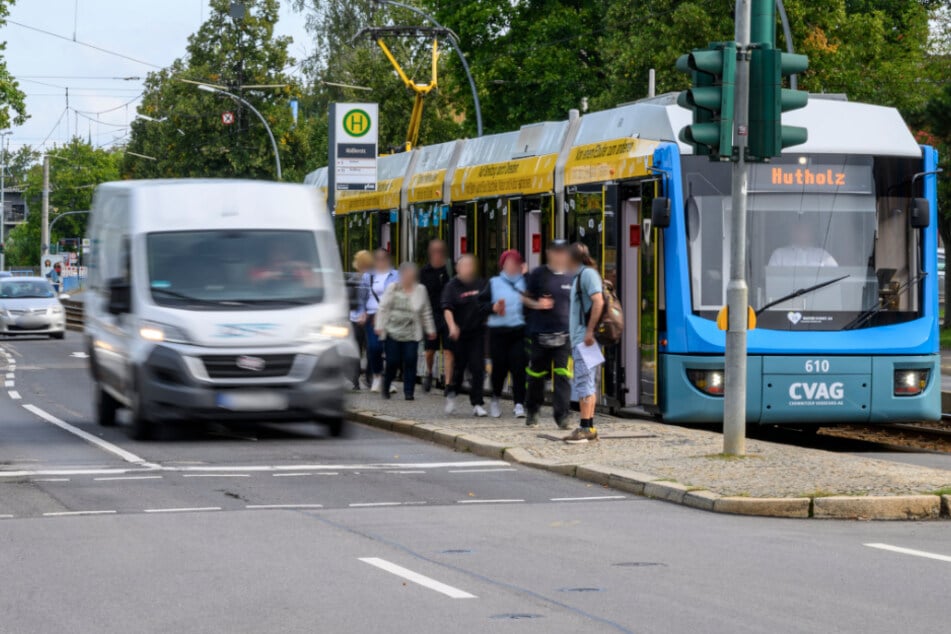 Chemnitz: Stadt Chemnitz kündigt an: Gefährliche Haltestelle soll bis Jahresende entschärft werden