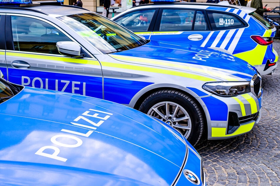 Die Polizei war mit mehreren Streifenwagen vor Ort. (Symbolbild)