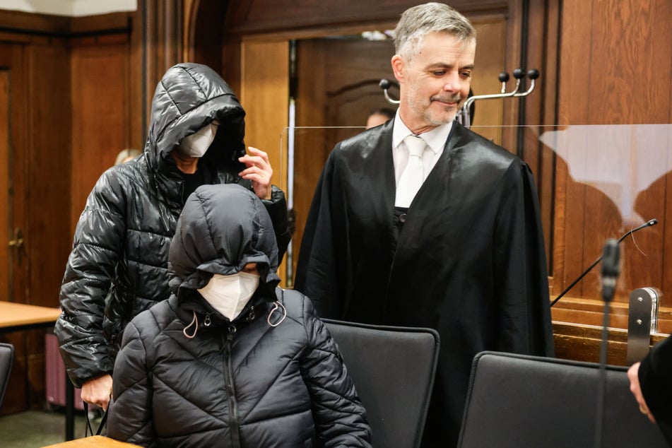 Die beiden Lehrkräfte hätten gegen ihre Sorgfaltspflicht verstoßen, urteilte das Landgericht Mönchengladbach im Januar 2024.