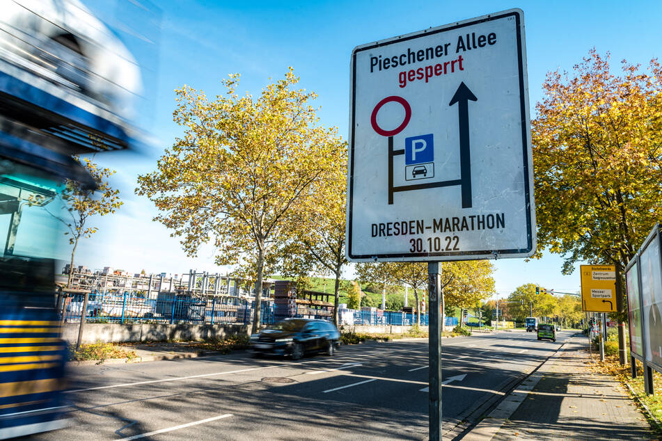 Wegen des Dresden-Marathons müssen Autofahrer am Sonntag mit vielen Sperrungen und Umleitungen vorliebnehmen.