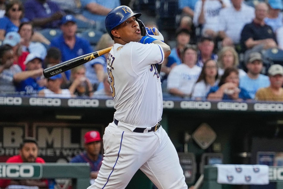 Royals catcher Salvador Perez hit his 28th and career-high 29th homers in Kansas City's win over New York.