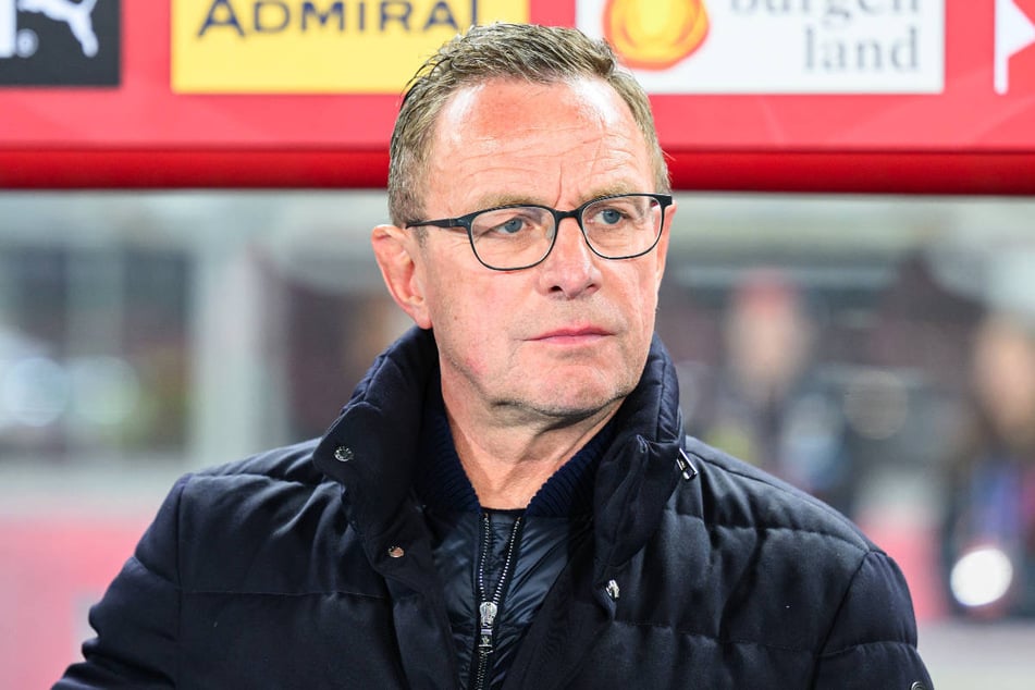 Wird Ralf Rangnick (67) mit ein wenig Verzögerung doch noch der neue starke Mann bei Hertha BSC?